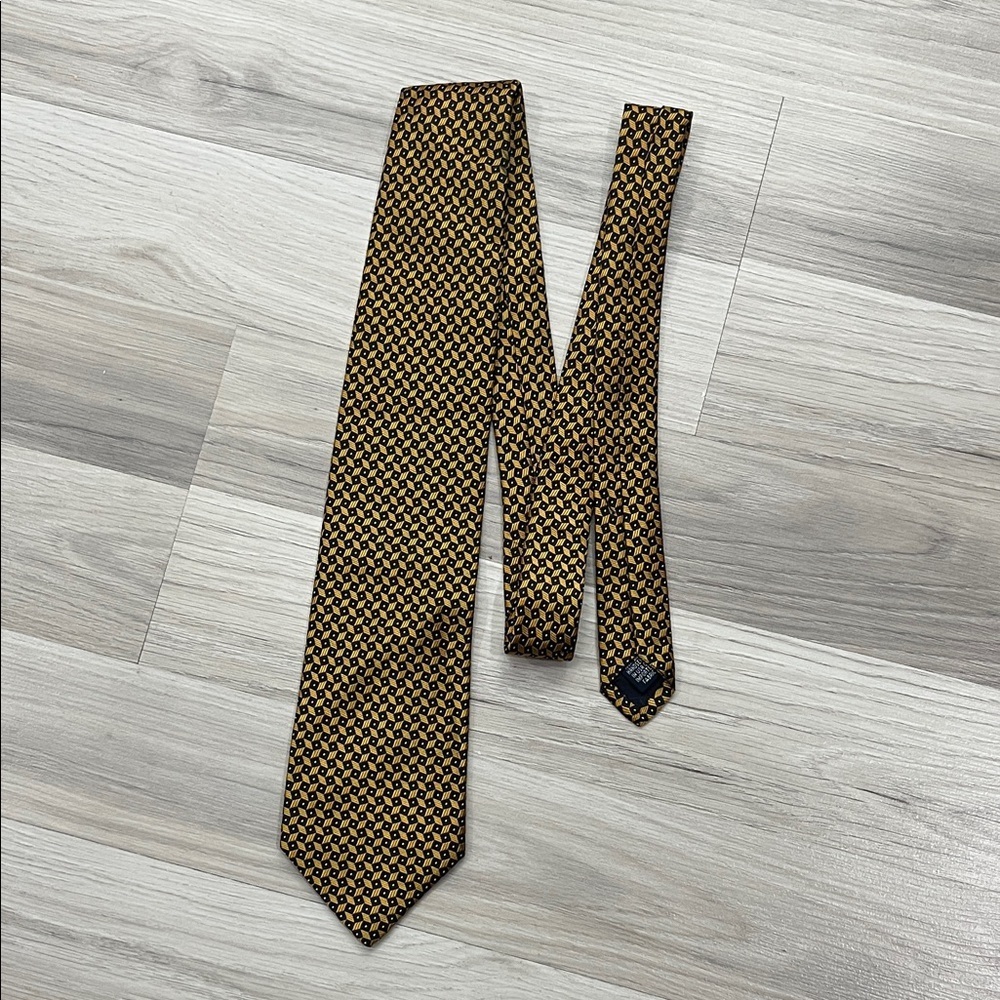 Land’s End Gold Black Hand Made 100% Silk Men’s Neck Tie Made In USA Career Chic